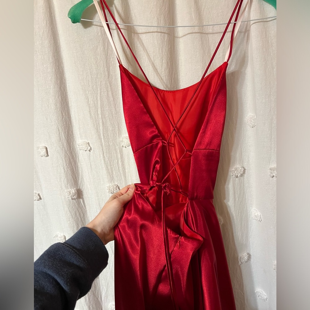 Prom dress - Picture 4 of 9